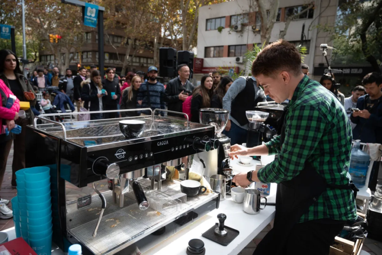 ‘Día del Café’, Fiesta del Alcaucil y festejo de italianos: Todas las salidas para este fin de semana 