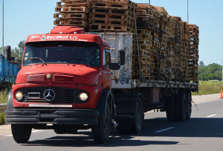 Se restringirá la circulación de camiones por el fin de semana largo. 