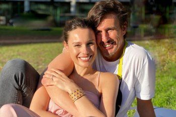 pampita se mudo a una casa con 11 banos y explota twitter