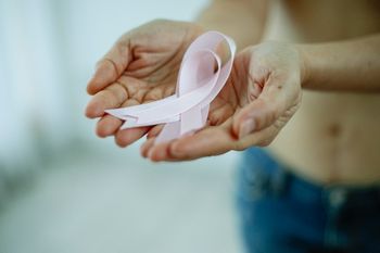 Octubre rosa: 9 mitos y verdades sobre el cáncer de mama.