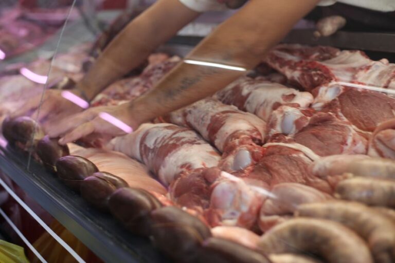 Cuenta DNI: cómo y dónde aprovechar los descuentos en carnicerías y verdulerías en octubre