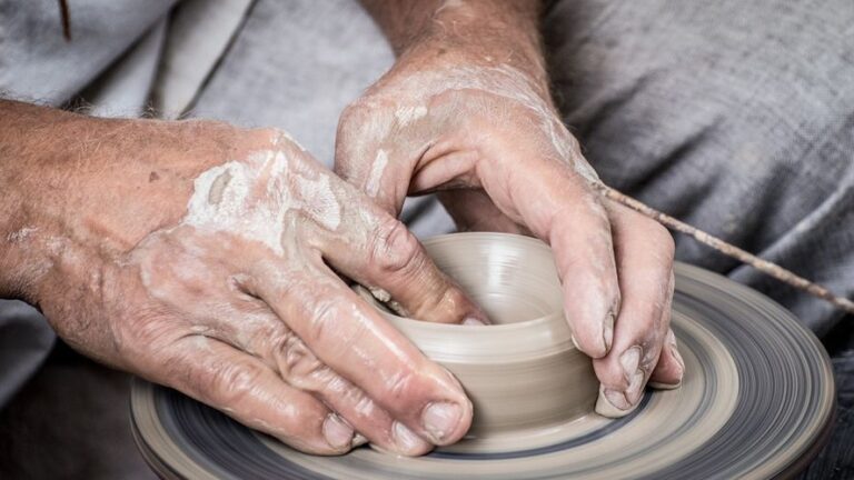El Mercado de Artesanías Bonaerenses será parte del III Encuentro de Cerámica en Merlo
