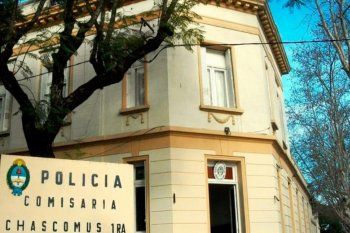 Tres hombres encapuchados ingresaron a la vivienda de una jubilada en Chascomús, la ataron y le robaron más de un millón de pesos. 