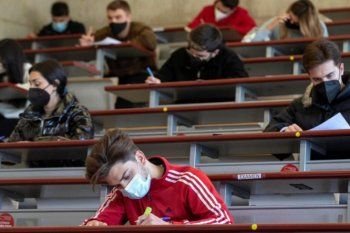 Las universidades de la provincia de Buenos Aires ampliarán el cupo de alumnos para las clases presenciales.
