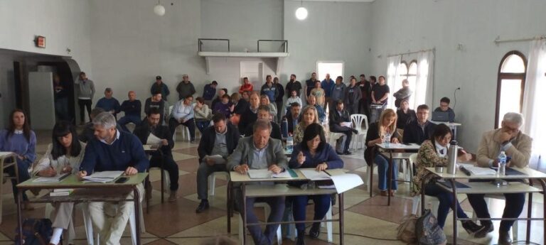 En Necochea quisieron llevar el boleto a 125 pesos y hubo escándalo