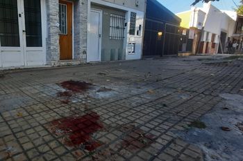 la plata: un policia baleo a un ladron que quiso robar