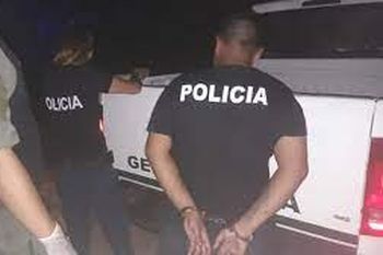 otra de policias delincuentes: tres detenidos en ezeiza