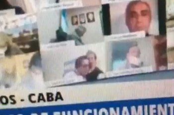 El diputado Juan Ameri fue suspendido por realizar un acto sexual en plena sesión.
