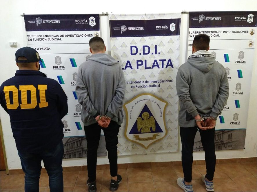 Dos hermanos de 19 y 26 años se sumaron a otro detenido de 23