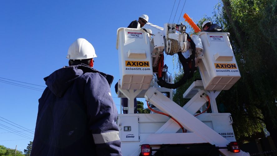 EDELAP trabaja en reponer el servicio en barrios de La Plata y las localidades de Berisso y Ensenada afectadas por la tormenta 