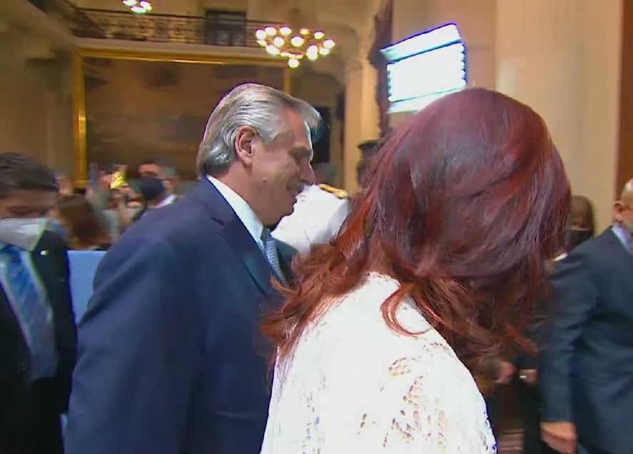 El arribo de Alberto Fernández al Congreso de la Nación y su reencuentro con Cristina Fernández 