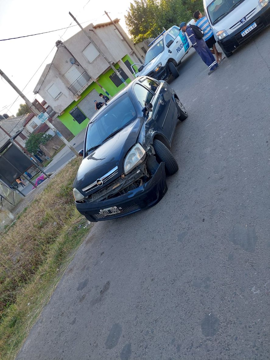 El auto del accidente de 3 y 96 era conducido por un hombre de 46 años