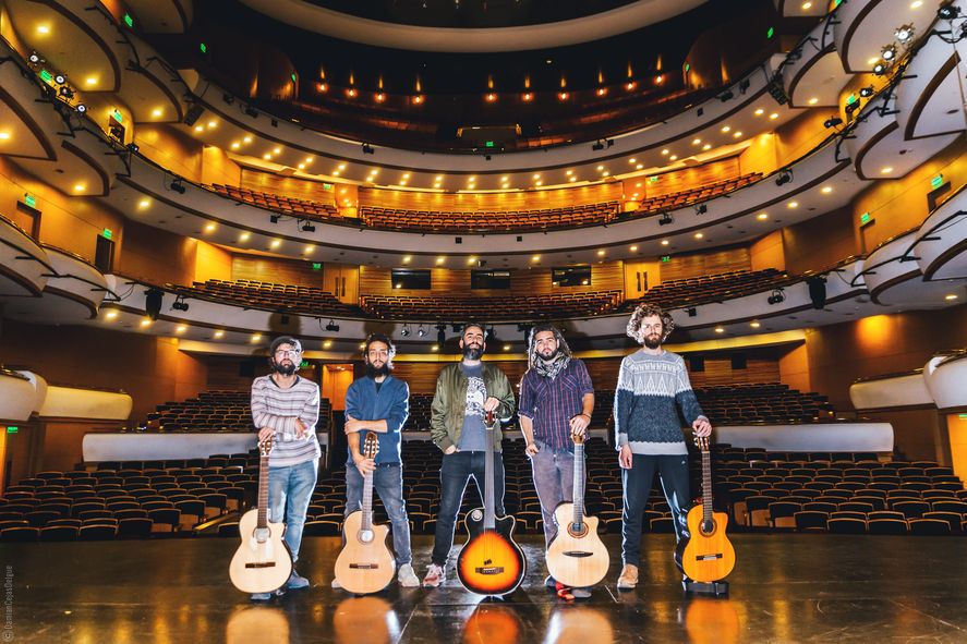 Escuchá el tema de Milongas Extremas junto a La Vela Puerca. 