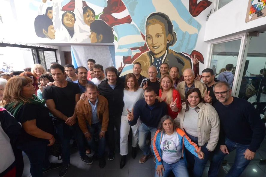 El acto del peronismo platense en la sede del PJ 