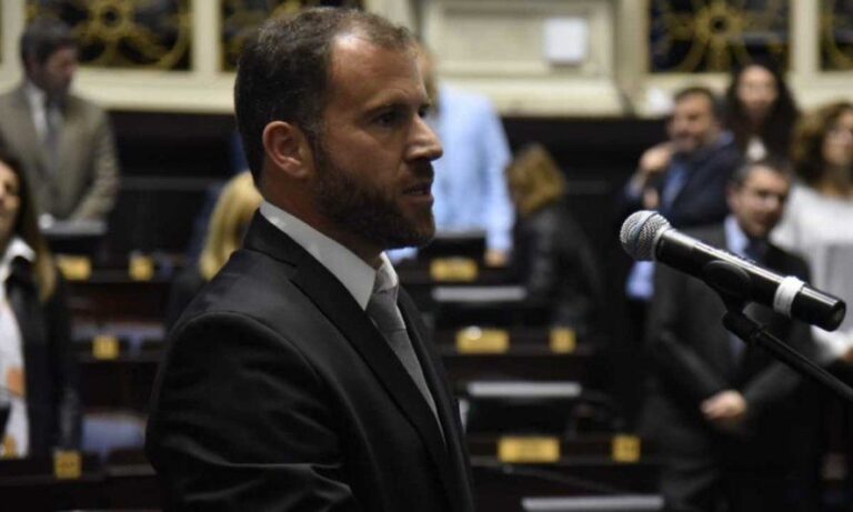 Bahía Blanca: Fabián Tuya renunció a su cargo municipal