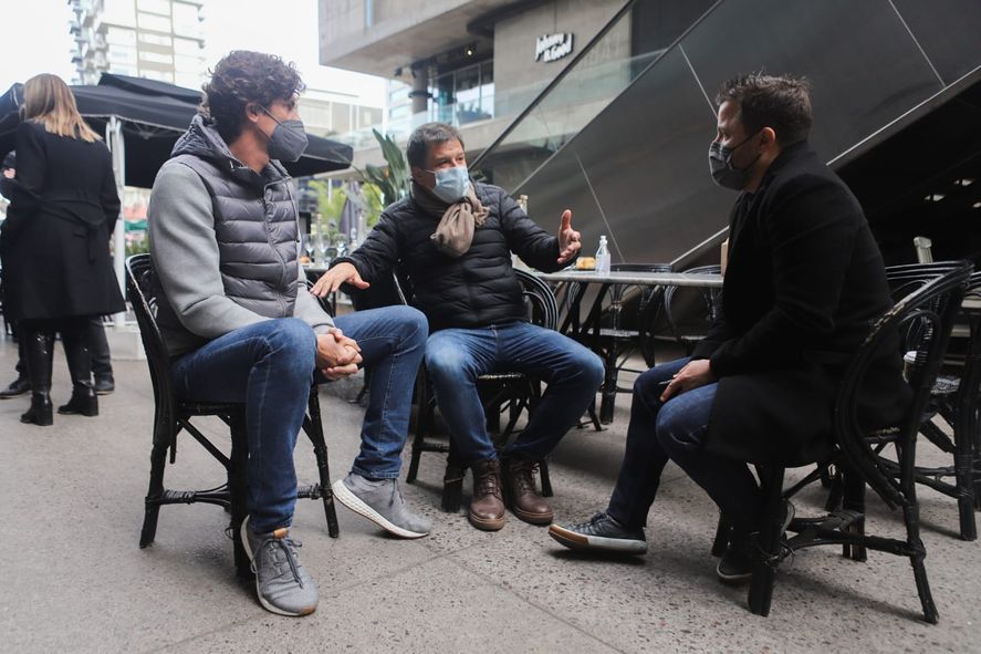 Facundo Manes y Martín Lousteau cerraron, al menos un rato, la grieta de la UCR. El titular de la Convención Nacional, será votado en unidad.