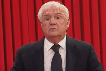 embarazoso furcio de fernando niembro en la mitad...de un comentario