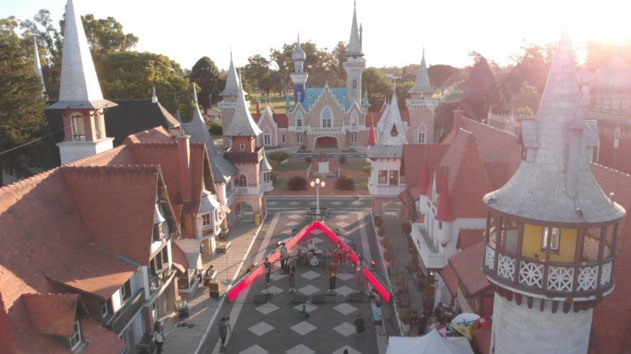 El Festival Capital se realizará en la República de los Niños (La Plata).