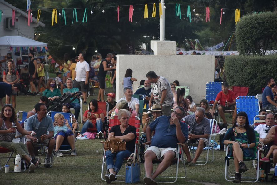 Gastronomía, espectáculos en vivo, artesanos y muchas actividades ofrecerá Villa Ventana en la 31° Fiesta Provincial de las Golondrinas. Mirá la grilla.