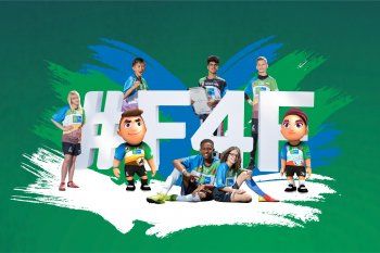 El fútbol por la Amistad reune niños y adolescentes de todo el mundo.
