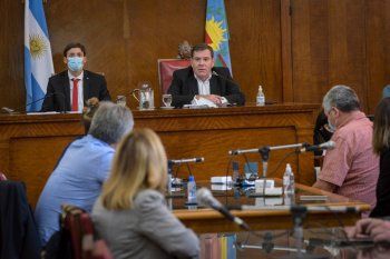El intendente de Mar del Plata, Guillermo Montenegro, desató su furia contra los funcionarios que responden al senador Fiorini.