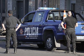 mar del plata: le robaron, lo apunalaron y pelea por su vida