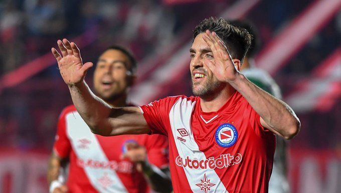 Argentinos quiere dar la sorpresa en la Copa Maradona.