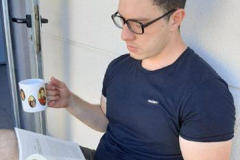 el profesor influencer de moron que ensena historia para millennials
