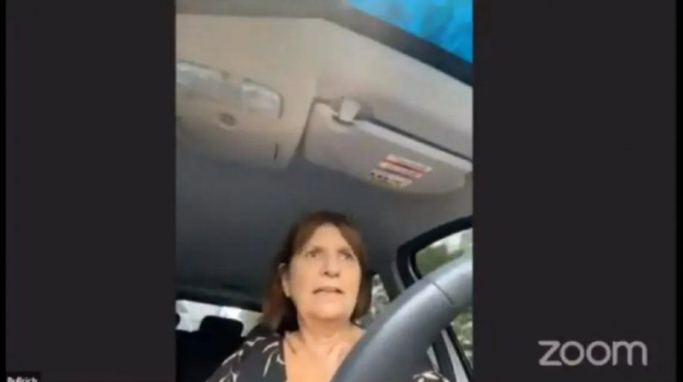 Patricia Bullrich hizo un zoom mientras manejaba