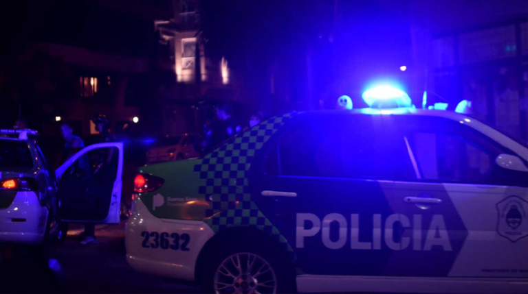 Guernica: un policía compró una moto y terminó baleado