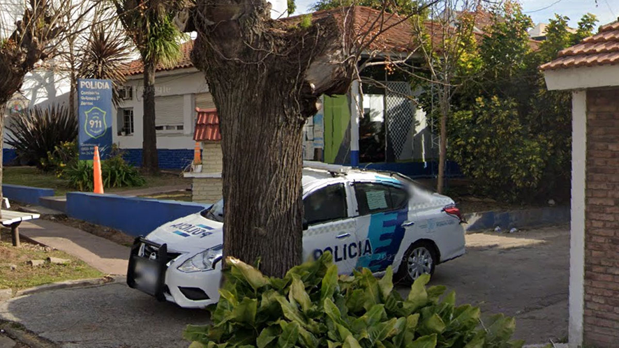 Vecinos del conurbano reclaman que están sin luz hace casi dos días.