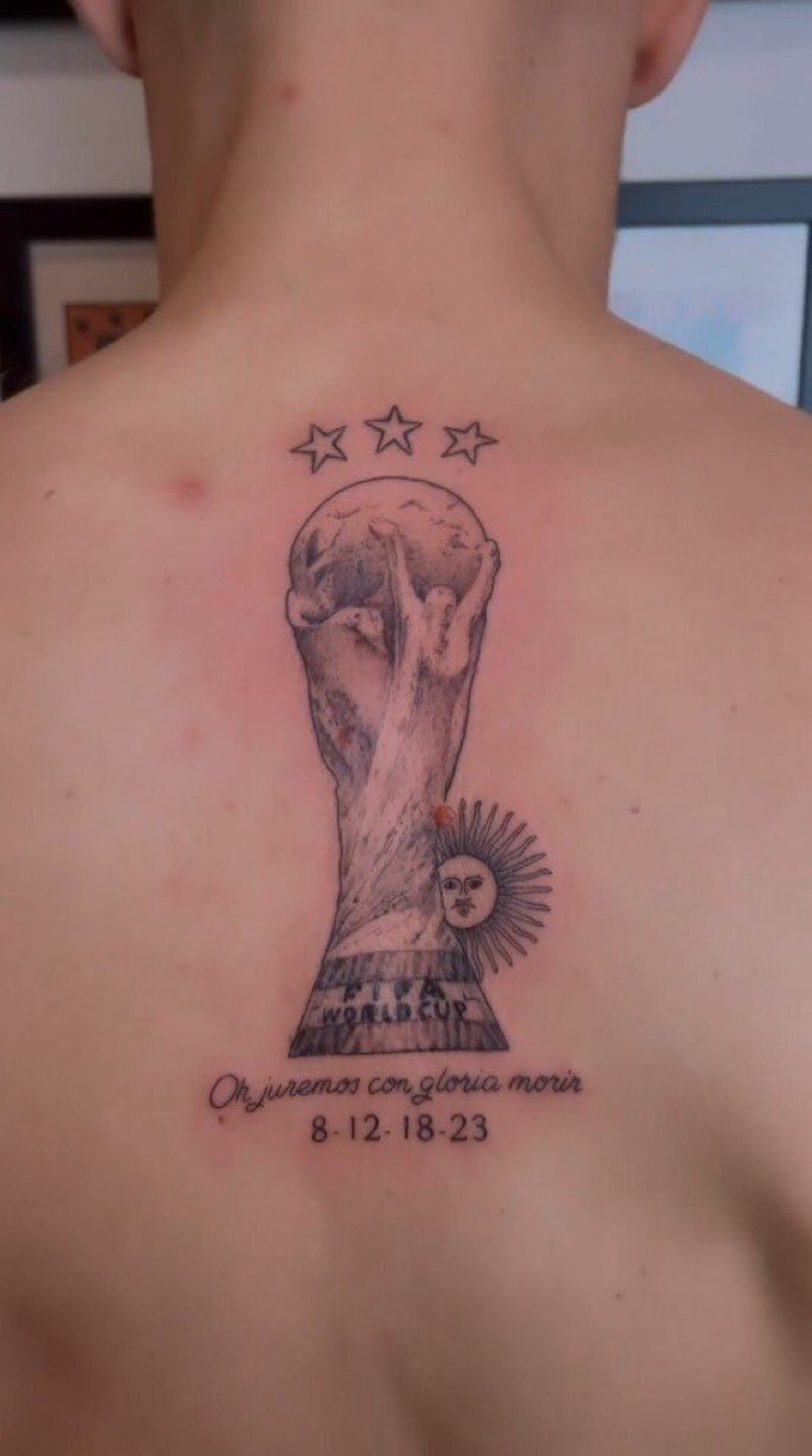 Germán Pezzella se tatuó la copa del mundo
