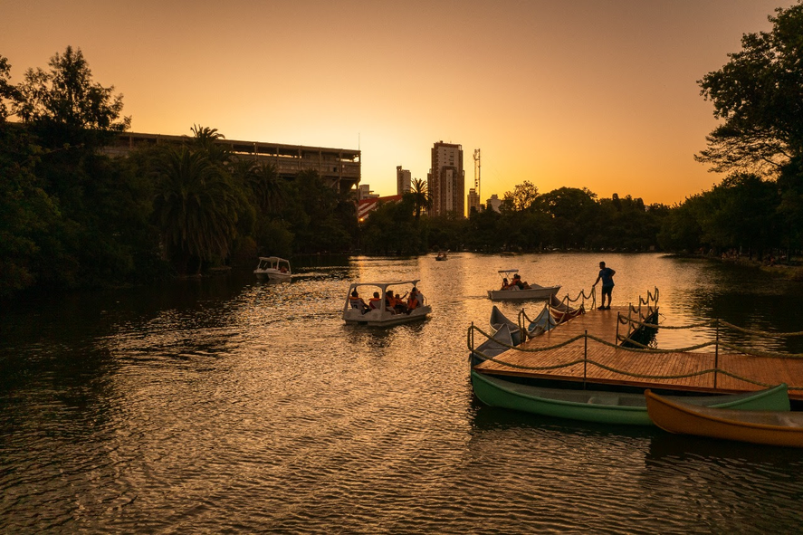 Nuevo puerto del Paseo del Bosque.