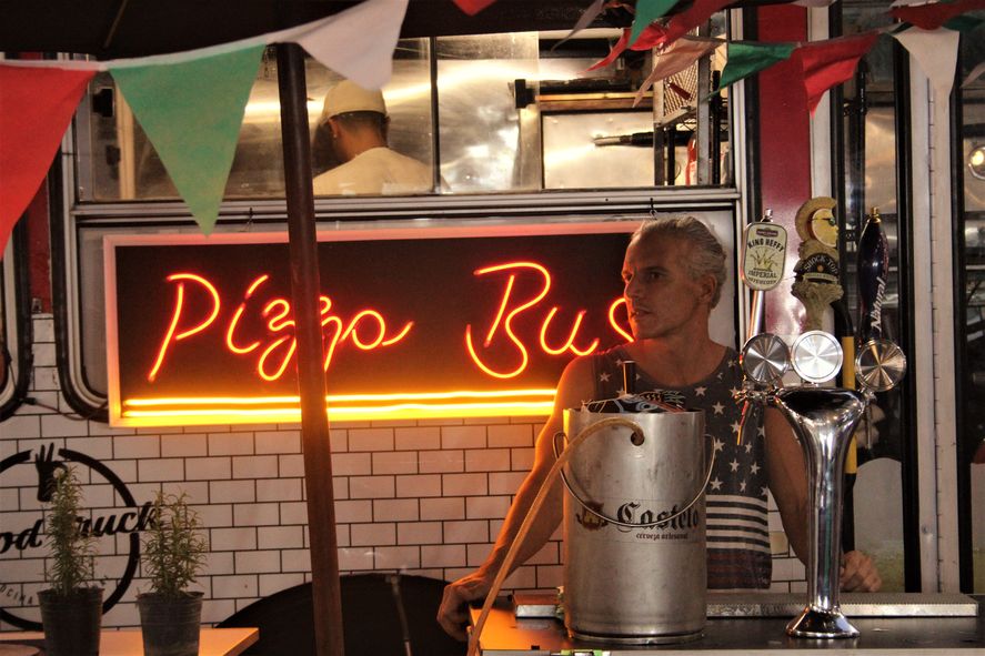 Más de 25 stands y puestos culturales de la cultura italiana en plaza Moreno 