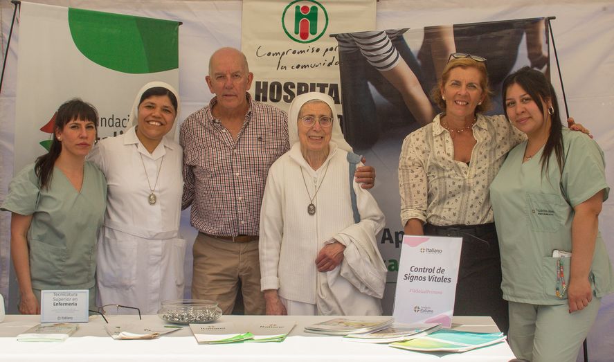 El Hospital Italiano de La Plata tuvo su puesto en la Plaza Moreno 