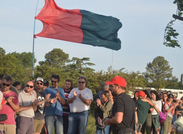 Olavarría: Escuela realizó una contraoferta y reactivó conflicto con el Municipio