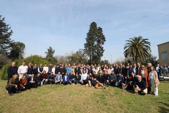 59 intendentes opositores llegan a la gobernacion para reclamarle fondos a kicillof