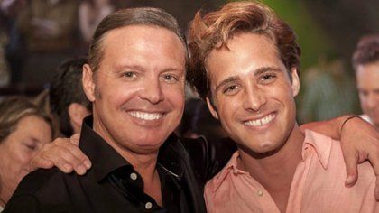 Diego Boneta junto a Luis Miguel