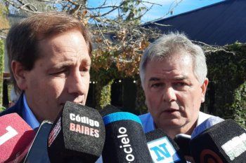 Julio Garro y Héctor Gay hablaron con la prensa tras la cumbre de intendentes PRO en La Plata.