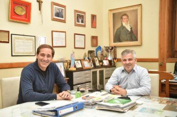 Julio Garro junto al intendente de Chivilcoy, Guillermo Britos.