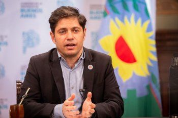 kicillof afina numeros y manana anunciaria el monto del aumento a policias
