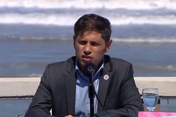 El gobernador Axel Kicillof se refirió a la polémica devacunatorios VIP