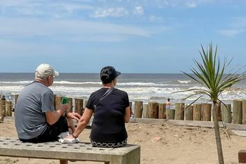 ¿se viene otro verano record? la temporada arranco con numeros parecidos a 2022