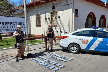 naufragos con cocaina en ensenada: declara un sobreviviente
