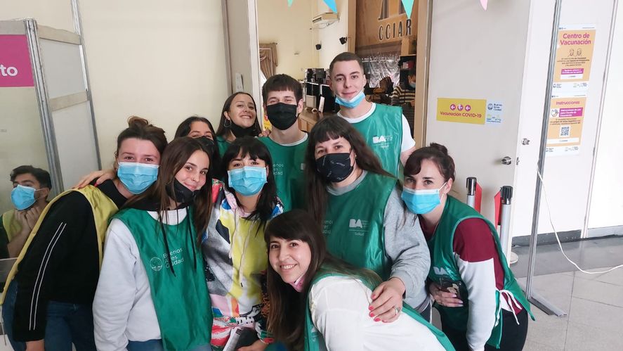 En el mismo hilo de Twitter, otra usuaria compartió una foto del mismo día con Lali Espósito