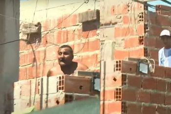 rosario: vecinos saqueron la casa de un narco y le robaron hasta el perro