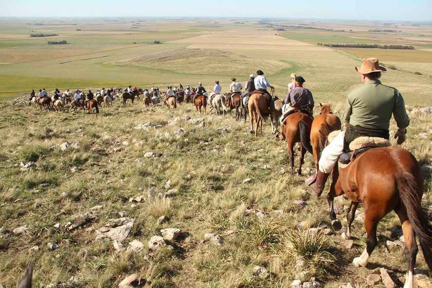 Llega la 31° edición de la emblemática Cabalgata por las Sierras de Curamalal en la ciudad de Pigüé.