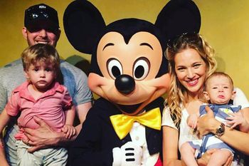 Luisana Lopilato y un tierno video junto a sus hijos cantando un villancico navideño