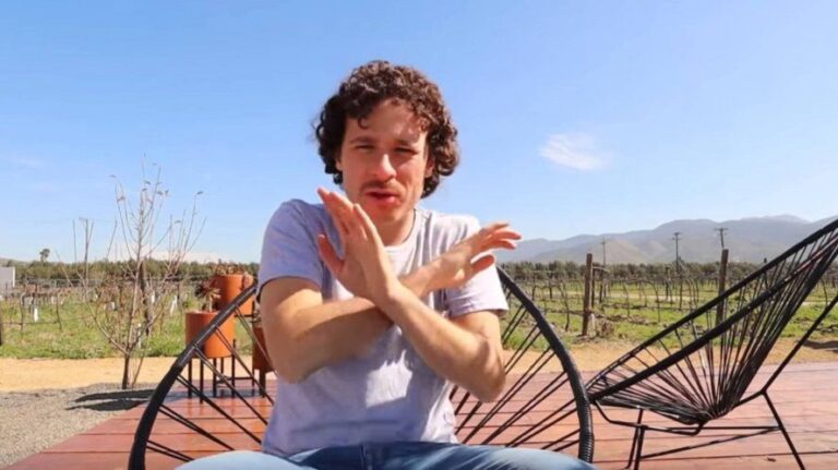 Luisito Comunica volvió a subir una foto que generó polémica