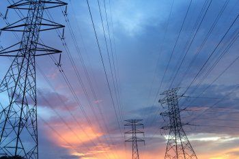 la provincia autorizo un aumento en las tarifas de la luz